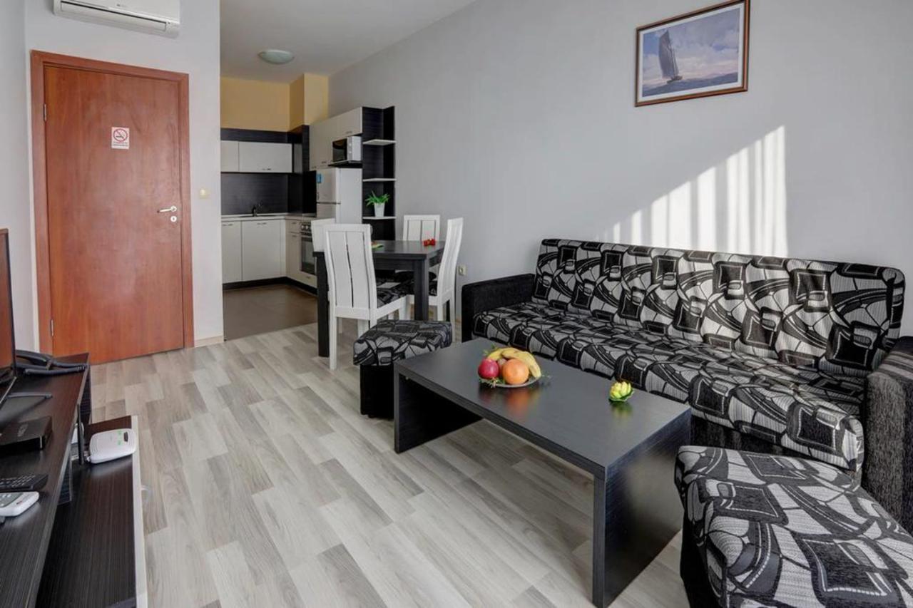 1-St Line Izvora Sea View Apartments On Goudstrand Buitenkant foto