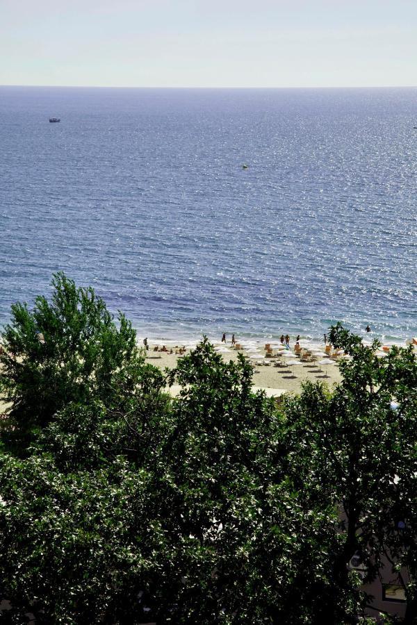 1-St Line Izvora Sea View Apartments On Goudstrand Buitenkant foto